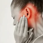 أعراض التهاب الأذن الوسطى